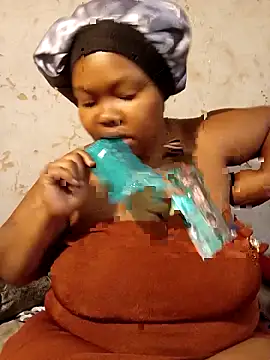 3bigcuteness online show from November 15, 2025, 12:45 pm