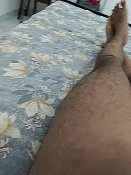 sid268624 online show from October 27, 2025, 6:45 pm