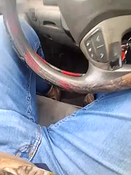 mommiesboy0903 online show from October 28, 2025, 1:14 pm