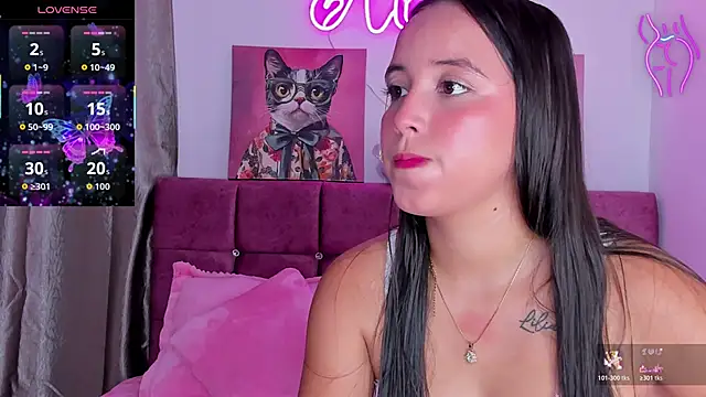 alissonsweet18 online show from November 12, 2025, 12:49 pm