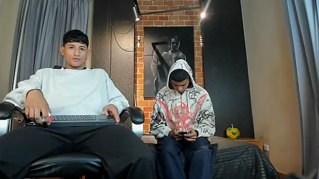 Snapshot of Jack_and_Joes chatting on November 6, 2025, 3:07 am Jack and Joes online show from November 6, 2025, 3:07 am