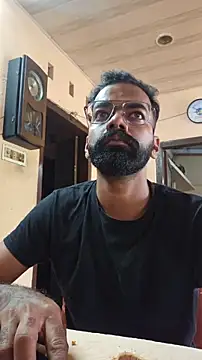 nithinrr online show from December 3, 2025, 3:25 am