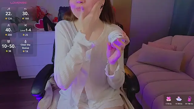 R I N A online show from February 17, 2026, 1:13 am