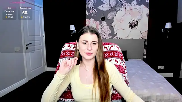 DemmyRose online show from February 17, 2026, 7:42 pm