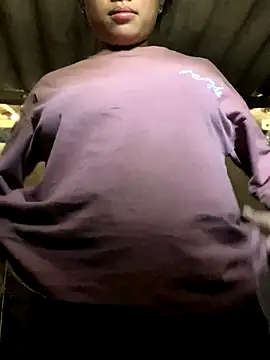 huttonmay358 online show from November 25, 2025, 6:02 am