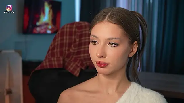 Cleose online show from March 15, 2026, 7:14 am