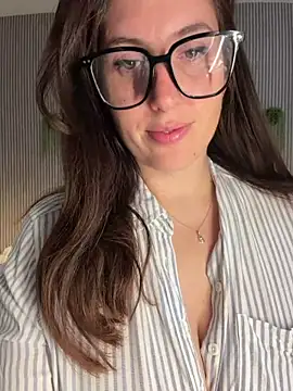 Snapshot of MysteryGirl__ chatting on June 9, 2026, 7:42 am MysteryGirl online show from June 9, 2026, 7:42 am