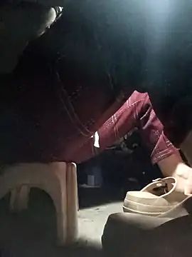 yoyo-mi online show from January 7, 2026, 1:19 am