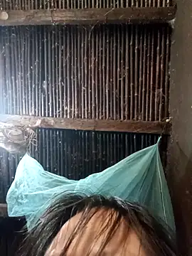 yoyo-mi online show from February 25, 2026, 3:27 am