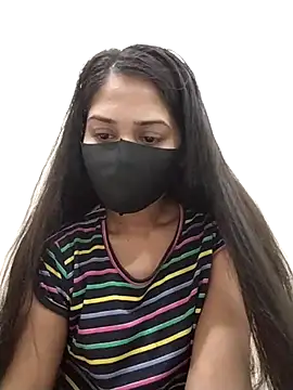 Green LaDY66 online show from November 10, 2025, 8:57 am