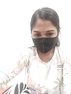 Green LaDY66 online show from November 28, 2025, 4:15 am