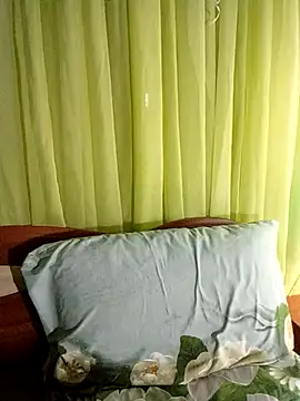 Esenia505 online show from March 9, 2026, 2:48 am