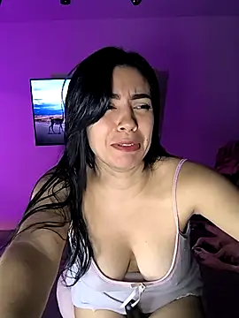 Sara-215 online show from December 5, 2025, 12:41 am