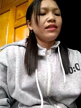 TMay6091 online show from November 11, 2025, 1:38 am