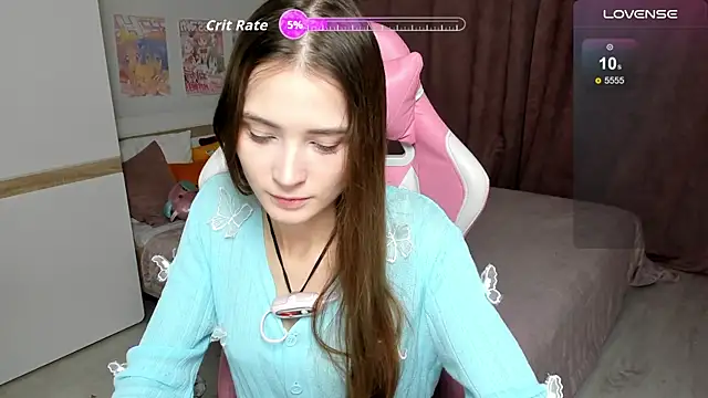 Hana Flo  online show from November 28, 2025, 2:31 pm