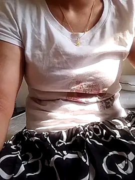 sweetpattu online show from November 2, 2025, 10:06 am