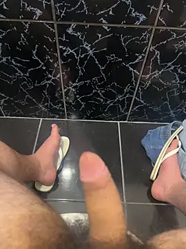 bfbfbfrr online show from November 19, 2025, 4:12 am