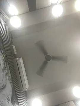 Heena Sharma982 online show from March 6, 2026, 7:43 pm