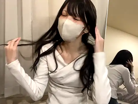 eroeroMiYUeroeo online show from November 4, 2025, 9:08 am