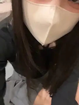 eroeroMiYUeroeo online show from November 18, 2025, 3:38 pm