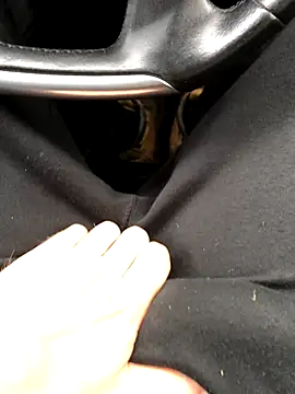 BigCurtis D online show from November 4, 2025, 10:36 am