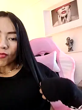 Snapshot of Loanna_stella chatting on November 5, 2025, 2:11 am Loanna stella online show from November 5, 2025, 2:11 am