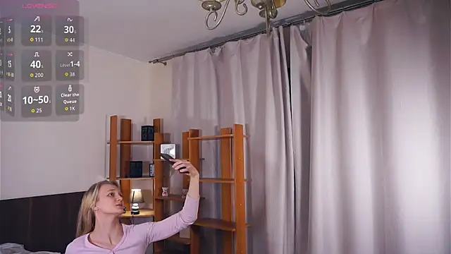 DierdreJacobsohn online show from December 17, 2025, 6:30 am