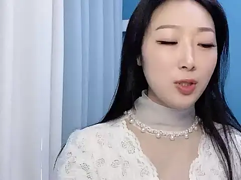 ella55-- online show from November 11, 2025, 2:33 am