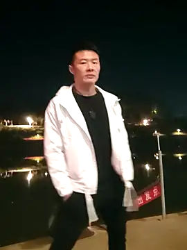 tian7788 online show from December 18, 2025, 2:23 pm