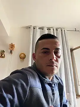 Snapshot of Kekkuzzo22 chatting on March 11, 2026, 10:21 am Kekkuzzo22 online show from March 11, 2026, 10:21 am