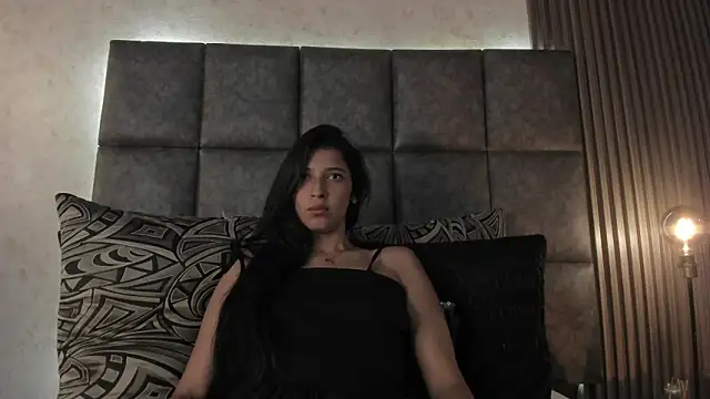 Snapshot of BrigitteVons chatting on February 12, 2026, 2:39 am BrigitteVons online show from February 12, 2026, 2:39 am