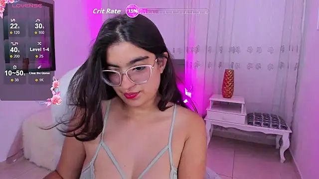 Luna Jonnes1 online show from April 19, 2026, 2:33 am