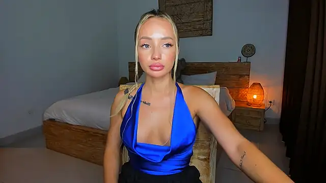 Snapshot of TangledChannels chatting on October 30, 2025, 2:35 am TangledChannels online show from October 30, 2025, 2:35 am