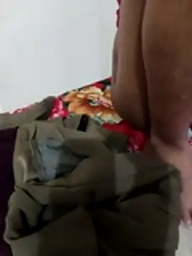 Snapshot of Ranu_singh_12 chatting on October 29, 2025, 5:14 pm Ranu singh 12 online show from October 29, 2025, 5:14 pm