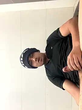 Snapshot of FlashyOcean53 chatting on January 14, 2026, 4:45 pm FlashyOcean53 online show from January 14, 2026, 4:45 pm