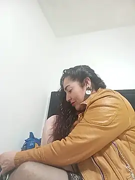 MaryRoze  online show from November 16, 2025, 7:30 pm