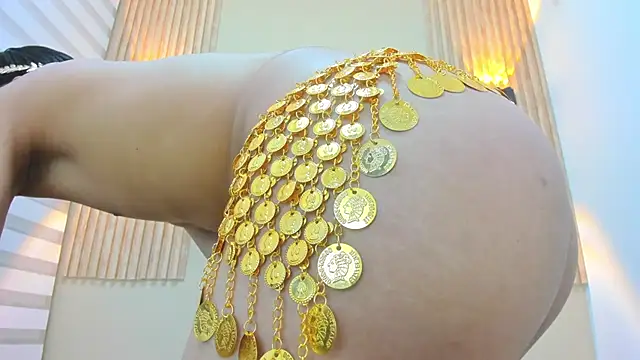 Snapshot of JULII_RICO1 chatting on February 5, 2026, 12:43 pm JULII RICO1 online show from February 5, 2026, 12:43 pm