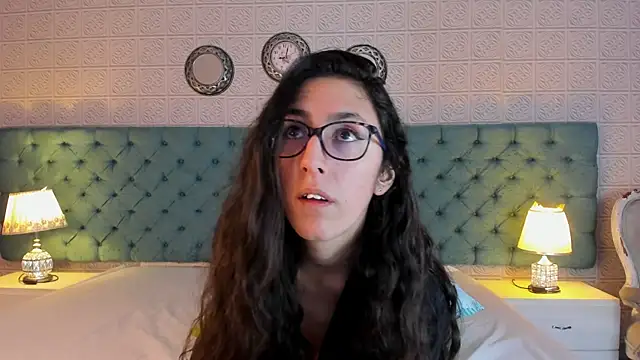 GirafMusic online show from February 8, 2026, 1:09 am