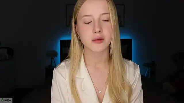 adele armass online show from February 4, 2026, 8:58 pm