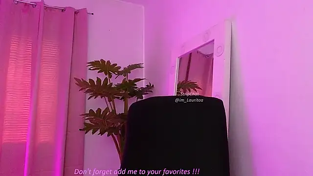 BabyLauritaa online show from April 9, 2026, 6:02 pm