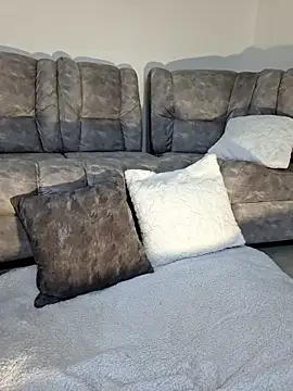 lila queen  online show from January 11, 2026, 2:05 am