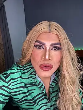 melani ferraraa  online show from April 18, 2026, 5:00 am