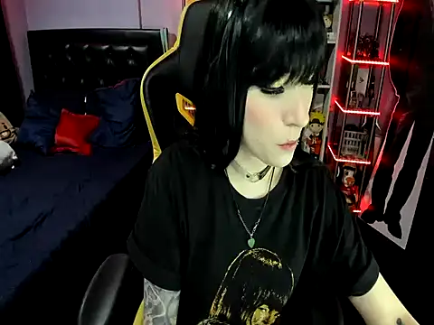 Snapshot of Yummy_dark chatting on October 30, 2025, 6:04 am Yummy dark online show from October 30, 2025, 6:04 am