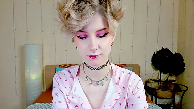 Snapshot of Angel_Julles chatting on November 1, 2025, 1:07 am Angel Julles online show from November 1, 2025, 1:07 am