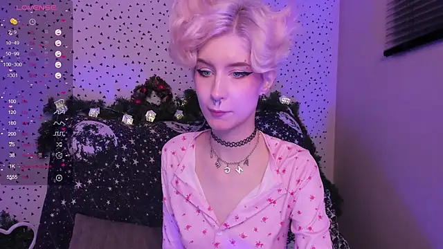 Snapshot of Angel_Julles chatting on December 20, 2025, 1:56 am Angel Julles online show from December 20, 2025, 1:56 am