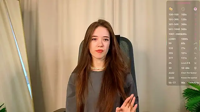 Snapshot of tinyanie chatting on December 1, 2025, 6:18 am tinyanie online show from December 1, 2025, 6:18 am