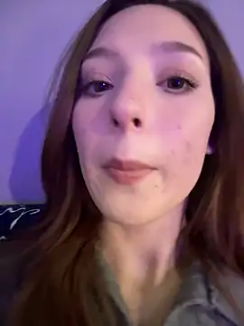 LilluKatten online show from March 19, 2026, 12:20 pm