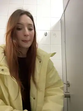 LilluKatten online show from March 25, 2026, 8:09 am