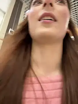 LilluKatten online show from March 28, 2026, 11:54 am