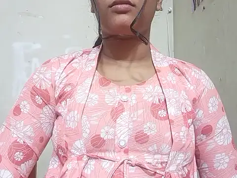 Nancy queen001 online show from December 19, 2025, 5:09 pm